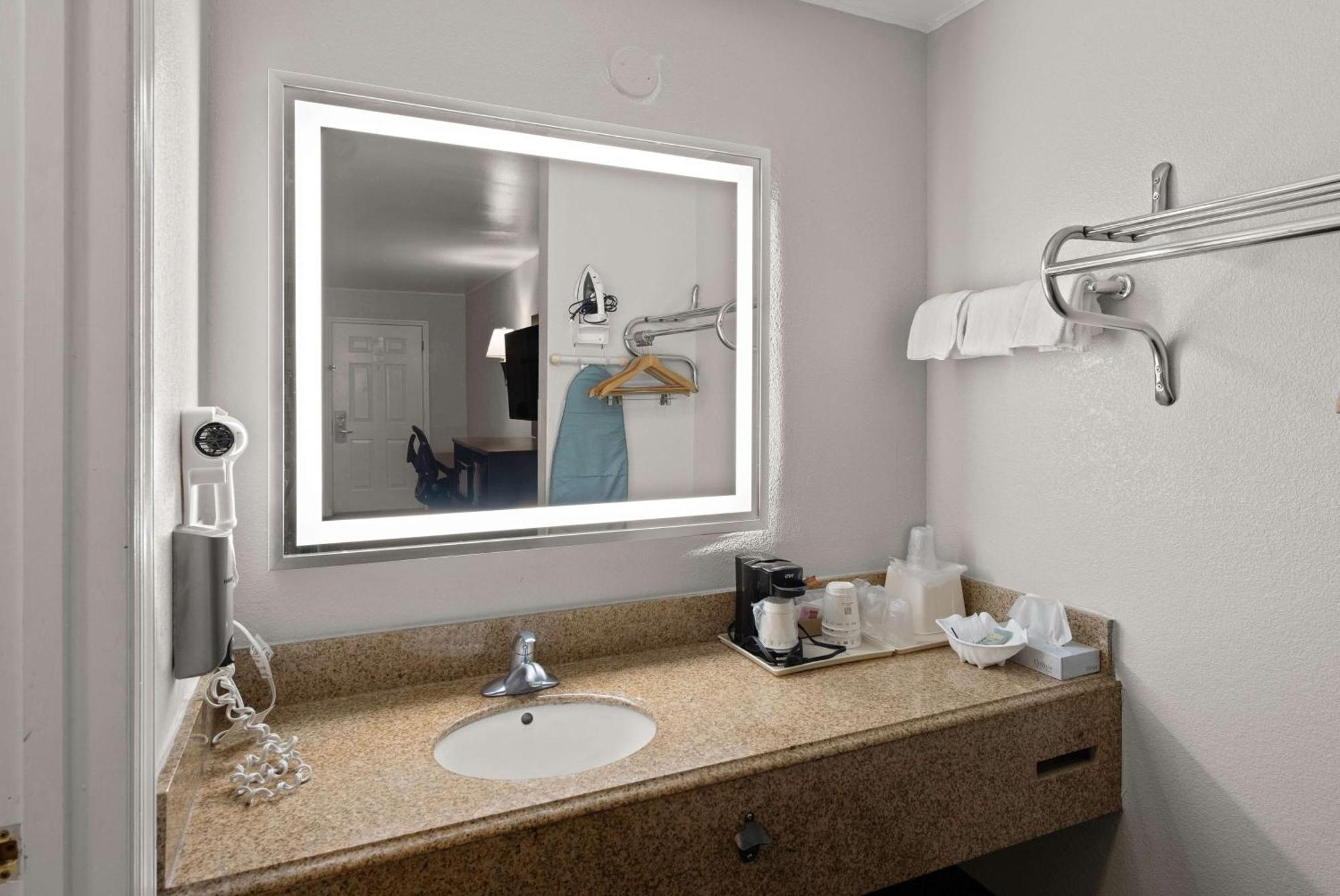 Best Western Executive Inn Grove City Buitenkant foto