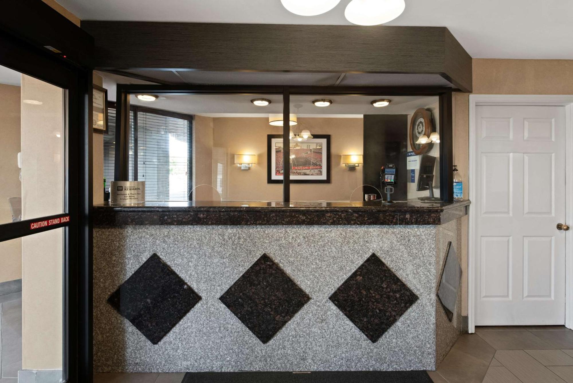 Best Western Executive Inn Grove City Buitenkant foto